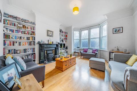 2 bedroom flat for sale, Archway Road, Highgate