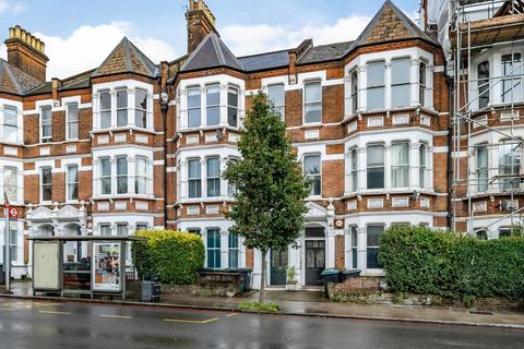 2 bedroom flat for sale, Archway Road, Highgate