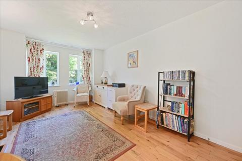 1 bedroom flat for sale, Bampton Court, 33 Blakesley Avenue, Ealing, W5