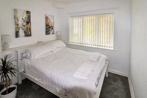 2 Greenway, Bromborough, Wirral, CH62 3LS