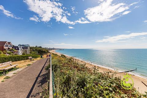 2 bedroom ground floor flat for sale, Studland Road, Bournemouth BH4