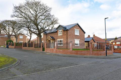 4 bedroom detached house for sale, Preston Wood, North Shields