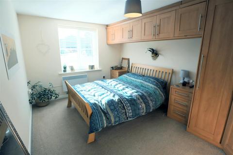 2 bedroom apartment for sale, St. Annes Close, Oakham LE15