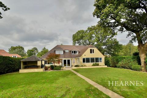 5 bedroom detached house for sale, Crescent Walk, West Parley, Ferndown, BH22