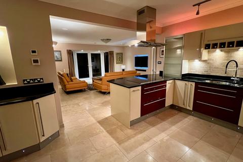 6 bedroom detached house for sale, Crescent Walk, West Parley, Ferndown, BH22