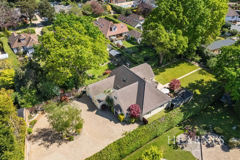 6 bedroom detached house for sale, Crescent Walk, West Parley, Ferndown, BH22