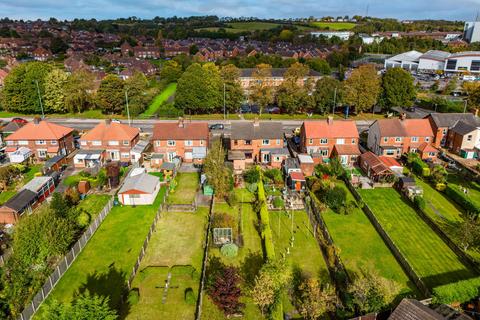 3 bedroom semi-detached house for sale, Mansfield Road, Sutton-in-ashfield, Nottinghamshire, NG17 4HS