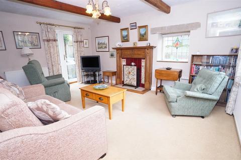 3 bedroom cottage for sale, Tong park, Baildon