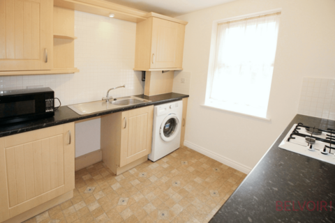 2 bedroom flat to rent, Sherwood Street, Hucknall, NG15