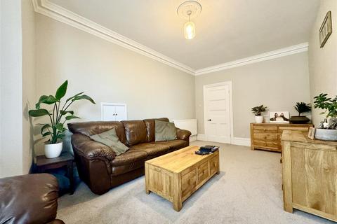 2 bedroom flat to rent, Bolebrooke Road, Bexhill-On-Sea TN40