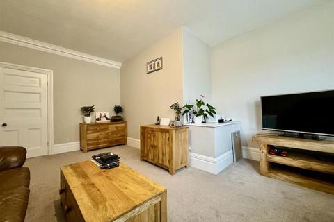 2 bedroom flat to rent, Bolebrooke Road, Bexhill-On-Sea TN40