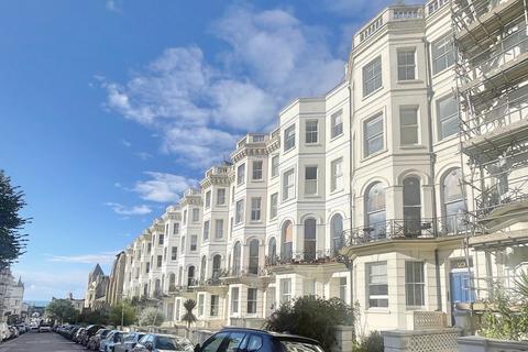 2 bedroom apartment to rent, Cambridge Road, Hove