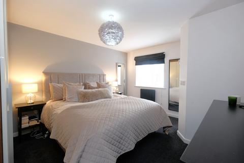 10 Chesterfield Close, Eccles, Manchester, M30 8EJ