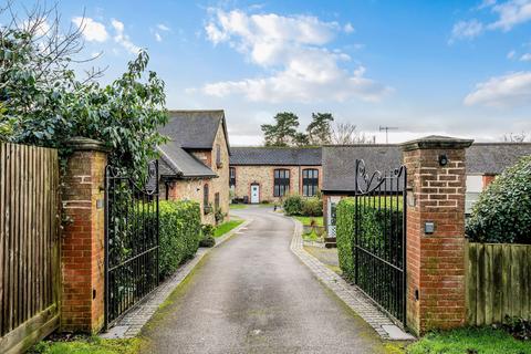 2 bedroom mews for sale, Stangrave Mews, Godstone RH9