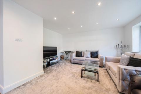 12a Lime Grove, Sidcup, DA15 8PJ