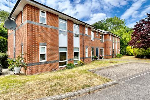 2 bedroom apartment to rent, Bridge Court, Wrecclesham, Farnham