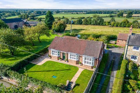 2 bedroom detached bungalow for sale, Gwenva Rise, Hunsingore, Wetherby