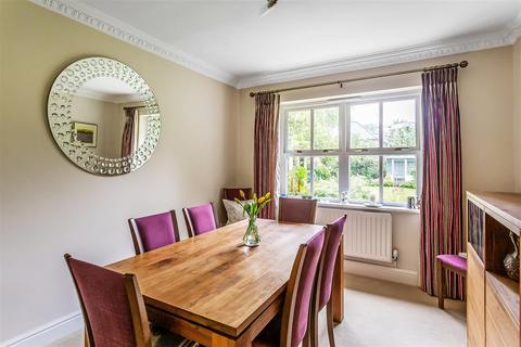 5 bedroom detached house for sale, CHESTNUT PLACE, ASHTEAD, KT21