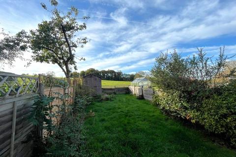 41 Apethorn Lane, Hyde, SK14 5DL