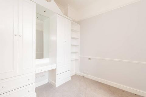 2 bedroom flat to rent, Harcourt Terrace, Chelsea, London, SW10