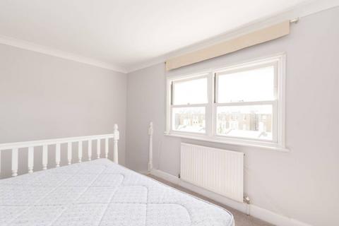 2 bedroom flat to rent, Harcourt Terrace, Chelsea, London, SW10