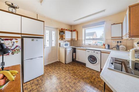 64 Beech Hill, Wellington, TA21 8ER