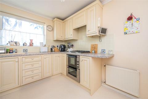 2 bedroom maisonette to rent, Cuckmans Drive, St. Albans, Hertfordshire