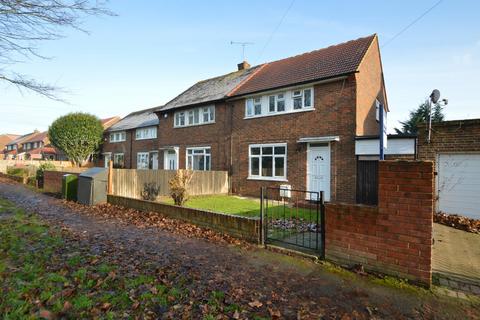 3 bedroom house to rent, Blandford Road South, Slough, Berkshire, SL3