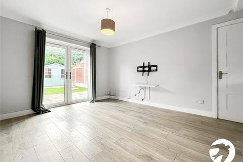 2 bedroom end of terrace house to rent, Dongola Road, Rochester, Kent, ME2