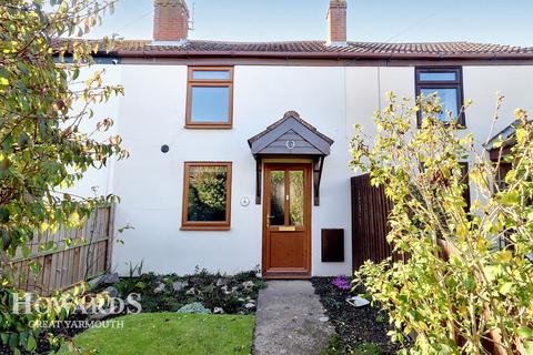 2 bedroom terraced house for sale, North Road, Hemsby