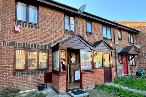 3 bedroom terraced house for sale, Pittman Gardens, Ilford IG1