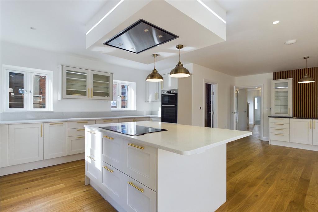 Kitchen Family Room