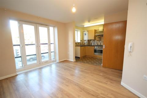 1 bedroom flat for sale, Apple Court, Home Gardens, Dartford