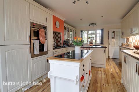 14 Stanier Close, Crewe, CW1 5GP