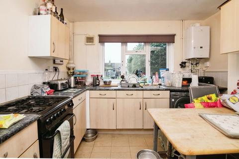 2 bedroom terraced house for sale, Highfield Crescent, Halesowen B63