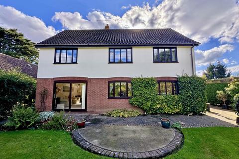 4 bedroom detached house for sale, Burnt House Lane, Ipswich IP10