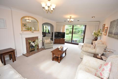 4 bedroom detached house for sale, Burnt House Lane, Ipswich IP10