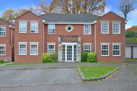 2 bedroom apartment for sale, Frimley, Surrey