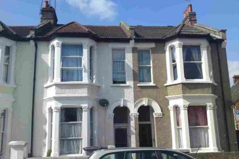 2 bedroom flat to rent, Priory Park Road, Kilburn