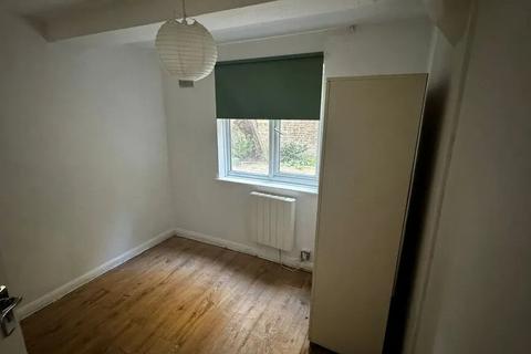 2 bedroom flat to rent, Priory Park Road, Kilburn