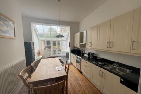 9 bedroom terraced house to rent, St Davids Hill, Exeter