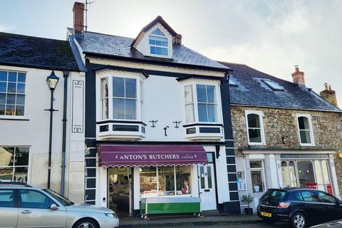 2 bedroom flat for sale, Market Place, Colyton