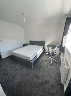 2 bedroom flat to rent, 2 Marsh Vale, Leeds LS6