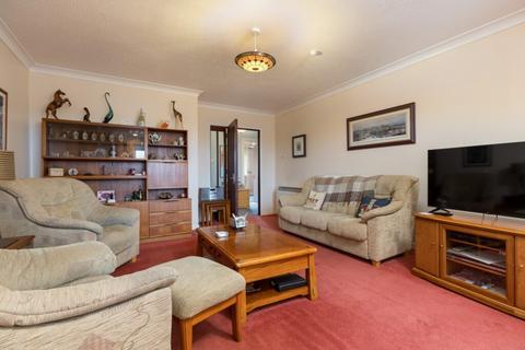 17 Canberra Court Braidpark Drive, Giffnock, Glasgow, G46 6NS
