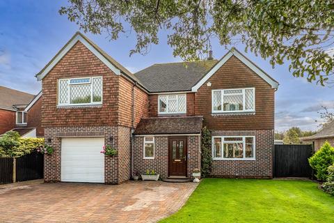 4 bedroom detached house for sale, Golden Avenue Close, Littlehampton BN16