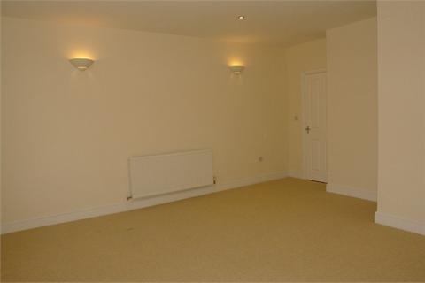 2 bedroom apartment to rent, Victoria Road, Shipley BD18