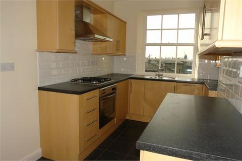 2 bedroom apartment to rent, Victoria Road, Shipley BD18