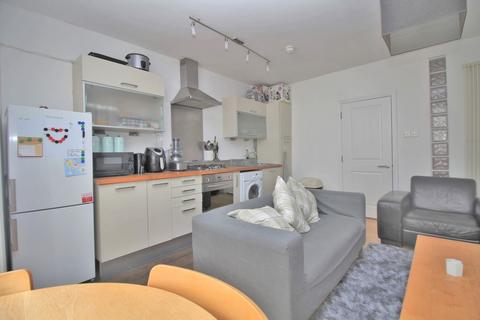 2 bedroom apartment for sale, Queens Road, Brighton