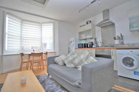 2 bedroom apartment for sale, Queens Road, Brighton