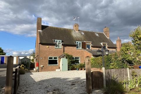 3 bedroom semi-detached house for sale, Beamhill Road, Stretton